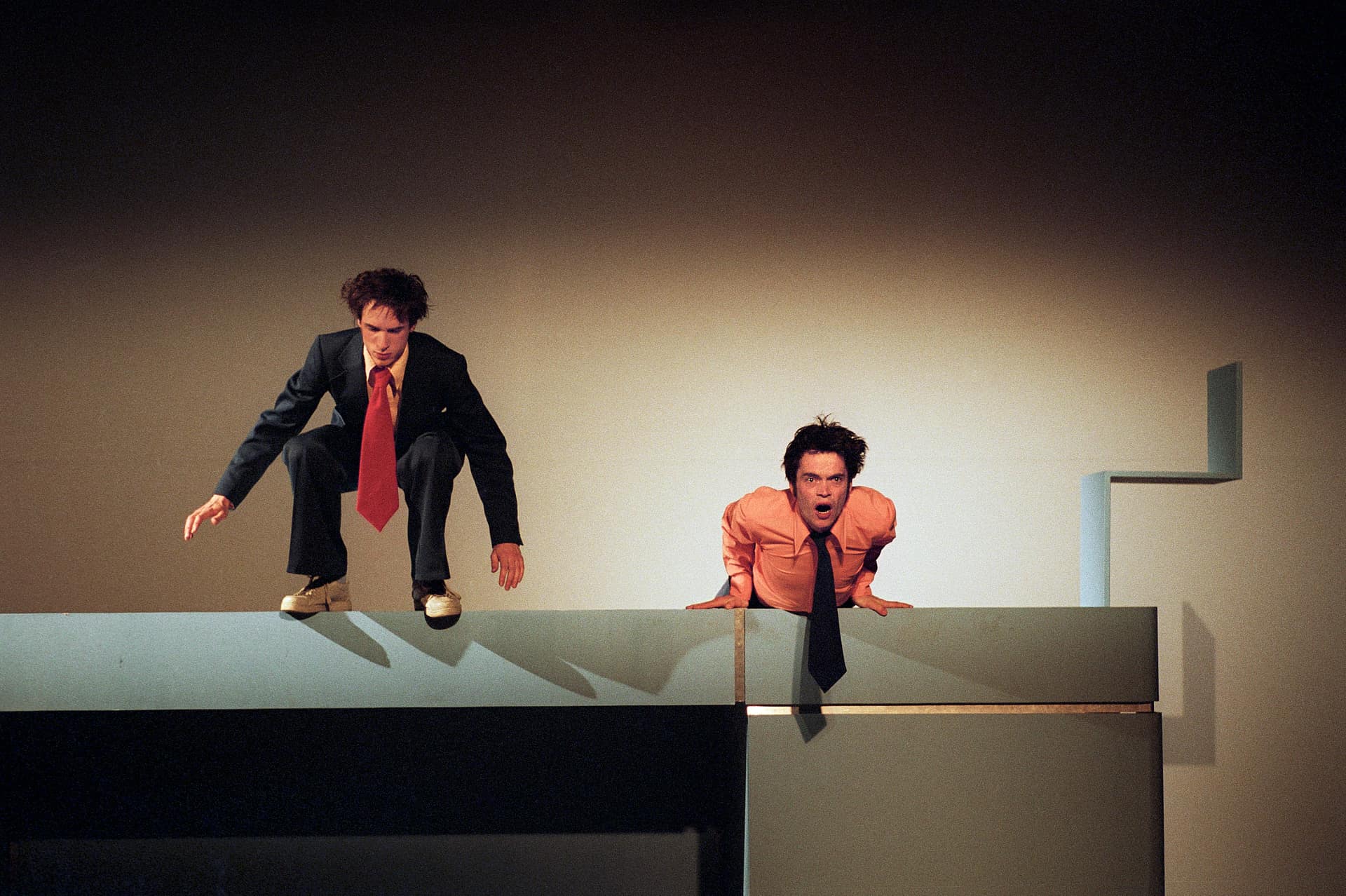 Eggs on Earth, Julius Weiland, Patric Schott, 