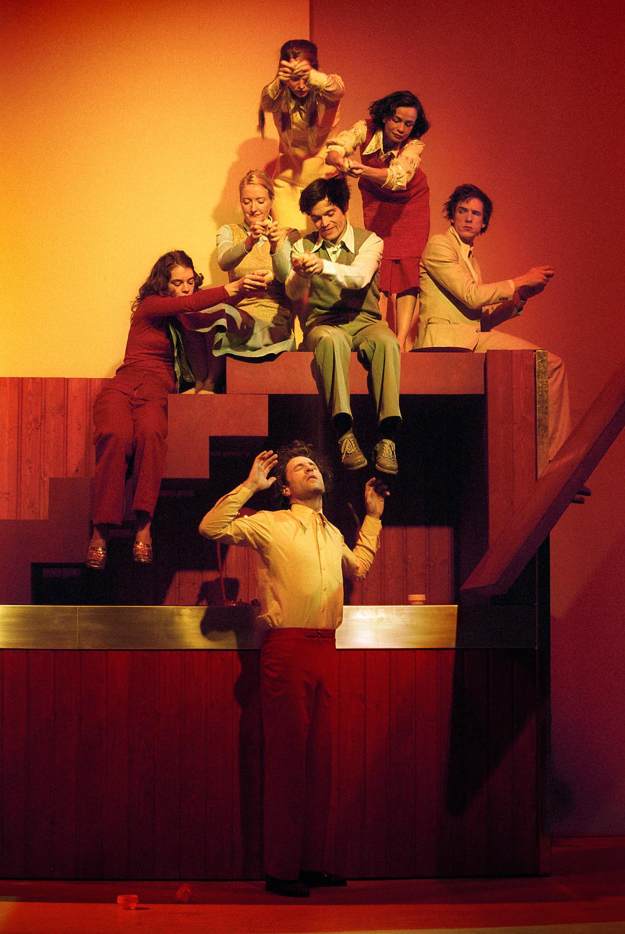 Der Familienrat, Isabelle Stoffel, Annedore Kleist, Verena Schonlau, Lajos Talamonti, Patric Schott, Sinta Tamsjadi, Julius Weiland, 