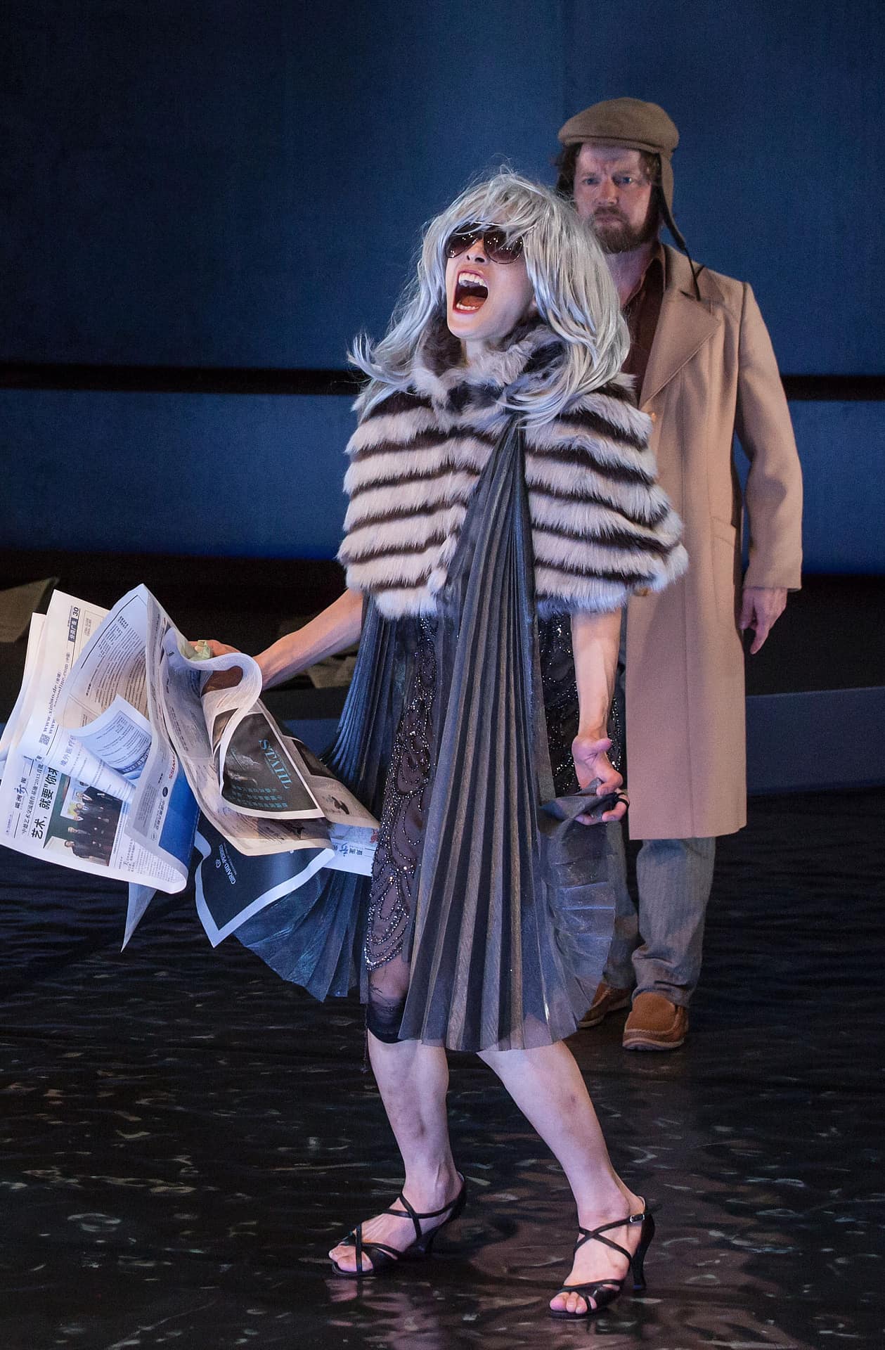 Die Stunde da wir zu viel voneinander wussten, Yui Kawaguchi, Philipp Caspari, 