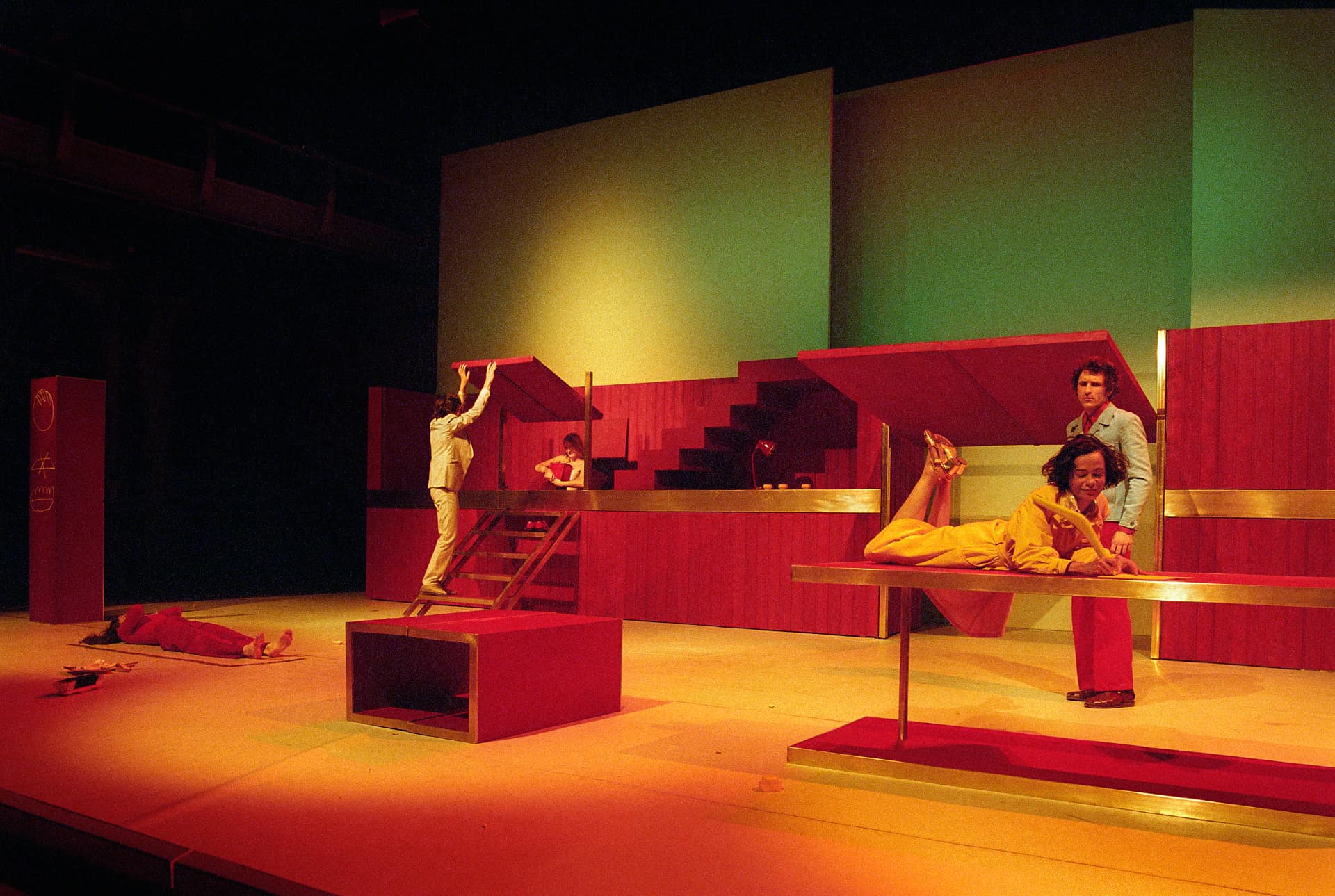 Der Familienrat, Peter Stock, Sinta Tamsjadi, 