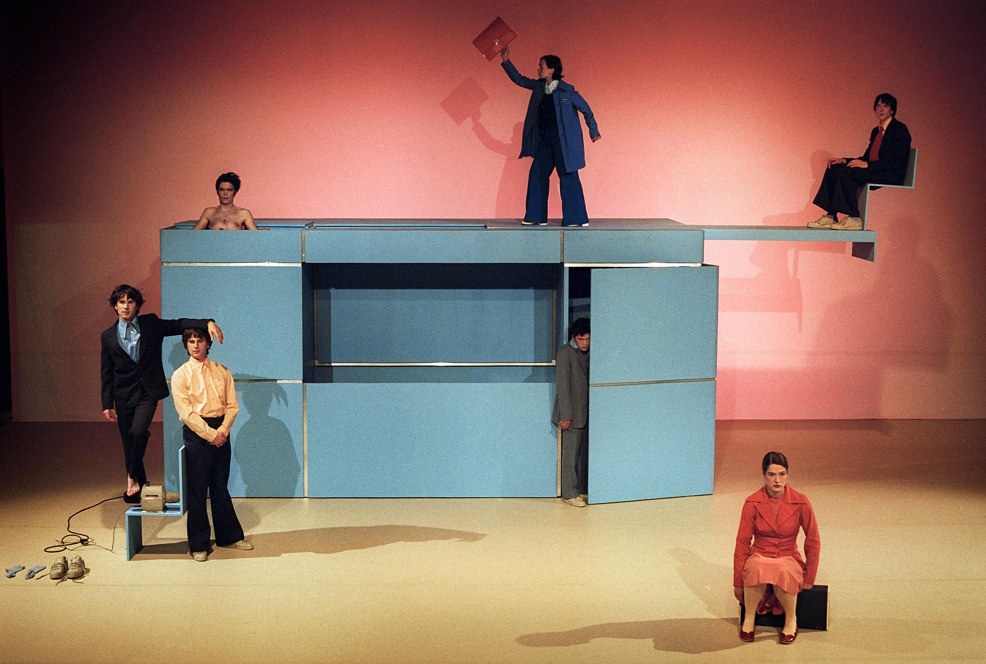 Eggs on Earth, Martin Clausen, Lajos Talamonti, Patric Schott, Sinta Tamsjadi, Lyon Roque, Verena Schonlau, Julius Weiland, 