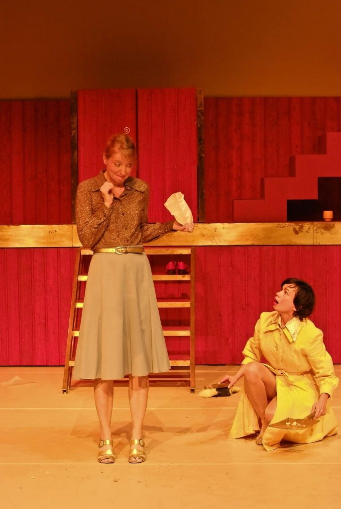  Annedore Kleist, Sinta Tamsjadi, photo: Oliver Proske